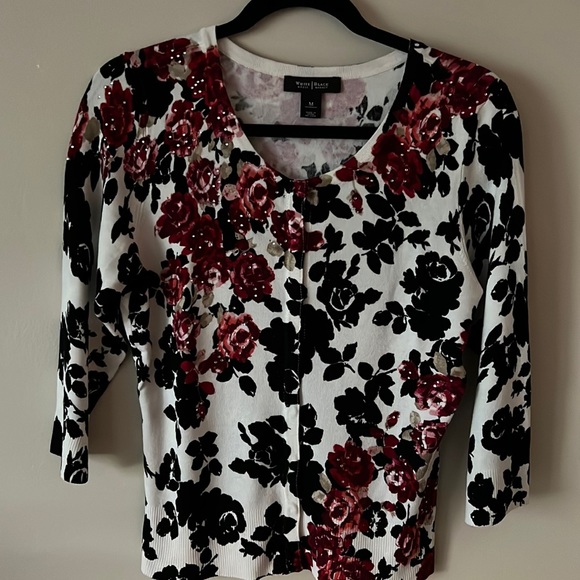 Sweater - Picture 1 of 4